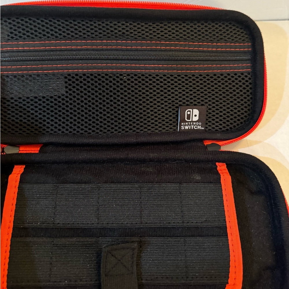 Nintendo Switch Protection Kit- OLED Model - Picture 9 of 9